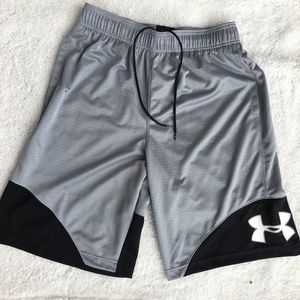 Under Armour Mens BasketBall LG Athletic Grey